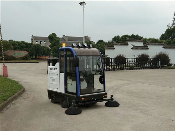 意昂4电动扫地车2000A