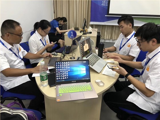 扫地机厂家意昂4参加单仁商学院学习