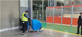 工厂车间的洗地机可以为他们节省成本 工厂车间的洗地机可以为他们节省成本
