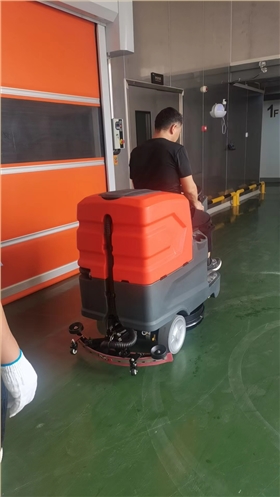 工业洗地机：提升清洁效率与推动行业革新