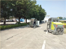 驾驶式扫地车的优势与独特特点