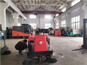 苏州工业园：电动清扫车构建绿色制造新标杆