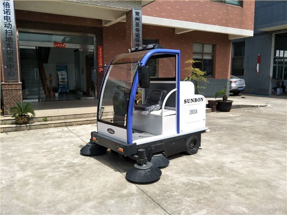 意昂4道路清扫车厂家