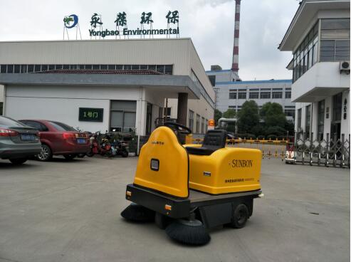 工厂扫地机在冬季如何保养？